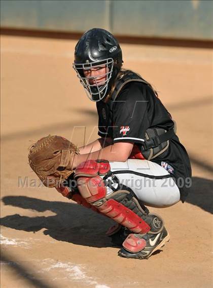 Thumbnail 3 in San Clemente vs. Lutheran (Woodbridge Classic) photogallery.