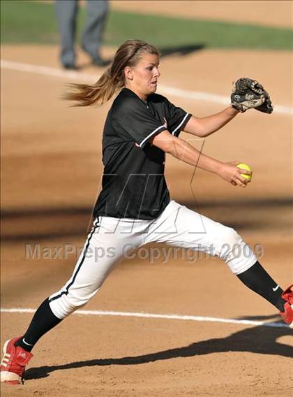Thumbnail 3 in San Clemente vs. Lutheran (Woodbridge Classic) photogallery.