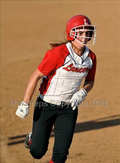 Thumbnail 2 in San Clemente vs. Lutheran (Woodbridge Classic) photogallery.