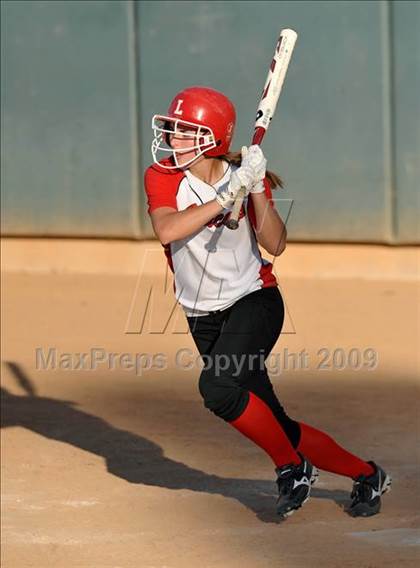 Thumbnail 3 in San Clemente vs. Lutheran (Woodbridge Classic) photogallery.