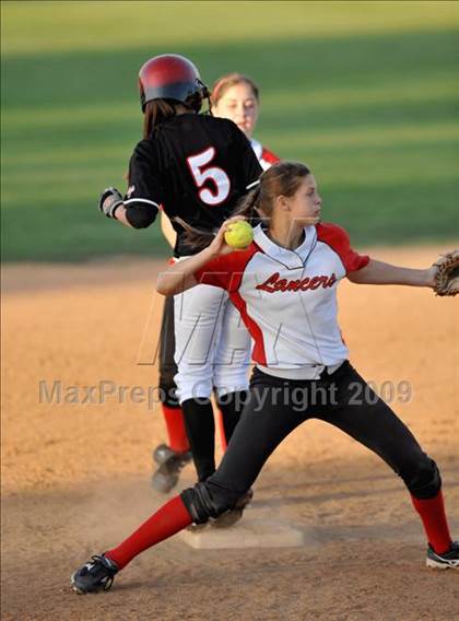 Thumbnail 1 in San Clemente vs. Lutheran (Woodbridge Classic) photogallery.