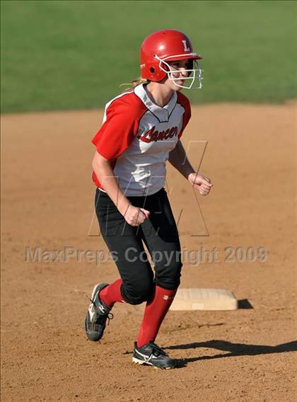 Thumbnail 3 in San Clemente vs. Lutheran (Woodbridge Classic) photogallery.