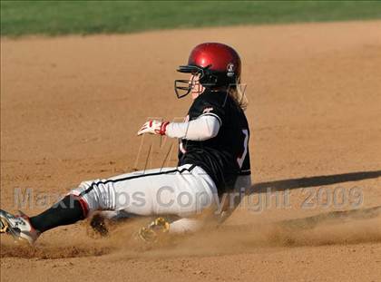 Thumbnail 3 in San Clemente vs. Lutheran (Woodbridge Classic) photogallery.