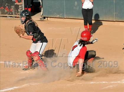 Thumbnail 3 in San Clemente vs. Lutheran (Woodbridge Classic) photogallery.