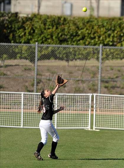 Thumbnail 3 in San Clemente vs. Lutheran (Woodbridge Classic) photogallery.