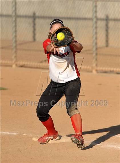 Thumbnail 1 in San Clemente vs. Lutheran (Woodbridge Classic) photogallery.