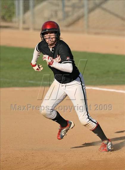 Thumbnail 2 in San Clemente vs. Lutheran (Woodbridge Classic) photogallery.