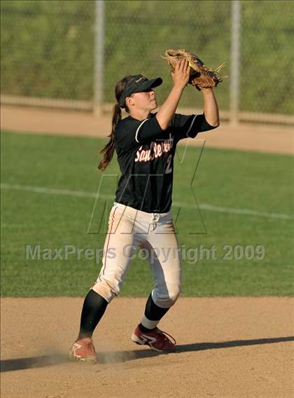 Thumbnail 2 in San Clemente vs. Lutheran (Woodbridge Classic) photogallery.