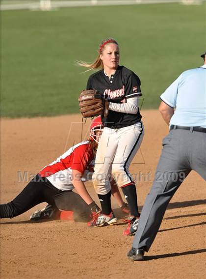 Thumbnail 2 in San Clemente vs. Lutheran (Woodbridge Classic) photogallery.