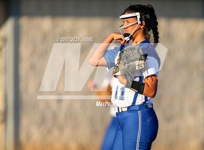 Thumbnail 3 in MacArthur [Douglas] vs Madison photogallery.