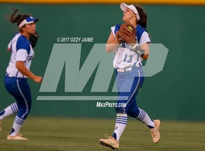 Thumbnail 2 in MacArthur [Douglas] vs Madison photogallery.
