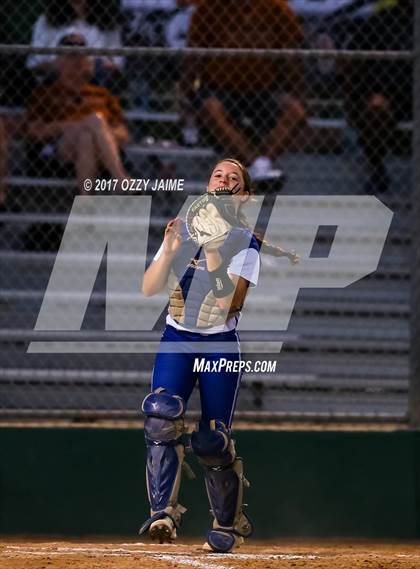Thumbnail 2 in MacArthur [Douglas] vs Madison photogallery.