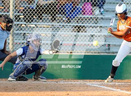 Thumbnail 1 in MacArthur [Douglas] vs Madison photogallery.