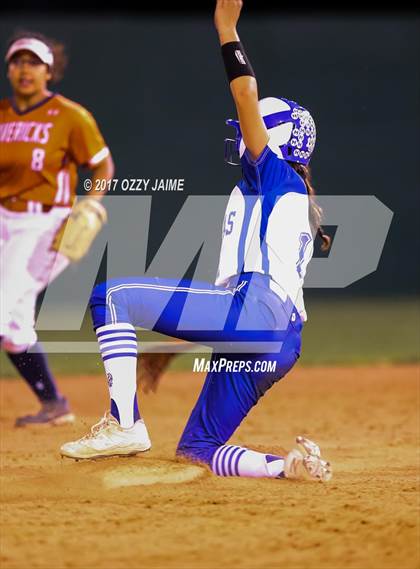 Thumbnail 2 in MacArthur [Douglas] vs Madison photogallery.
