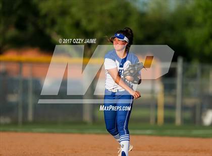 Thumbnail 1 in MacArthur [Douglas] vs Madison photogallery.