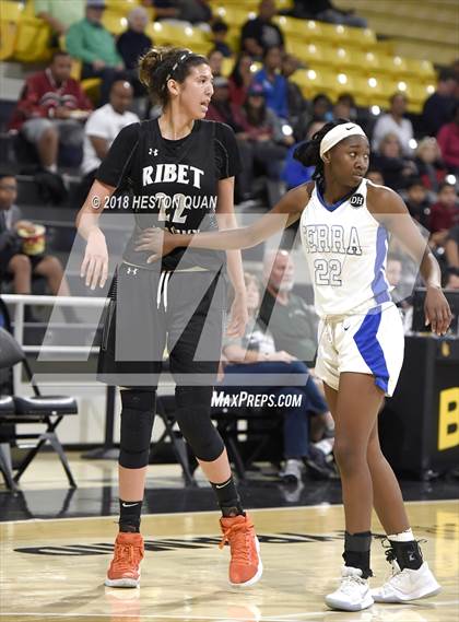 Thumbnail 1 in Ribet Academy vs Serra (CIF Southern Regional D1 Final) photogallery.