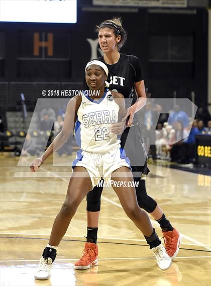 Thumbnail 2 in Ribet Academy vs Serra (CIF Southern Regional D1 Final) photogallery.