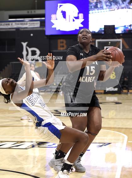 Thumbnail 3 in Ribet Academy vs Serra (CIF Southern Regional D1 Final) photogallery.