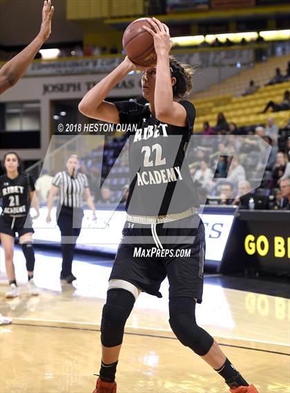 Thumbnail 3 in Ribet Academy vs Serra (CIF Southern Regional D1 Final) photogallery.