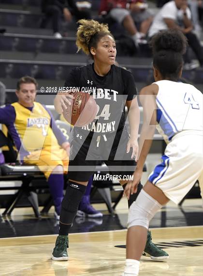 Thumbnail 2 in Ribet Academy vs Serra (CIF Southern Regional D1 Final) photogallery.