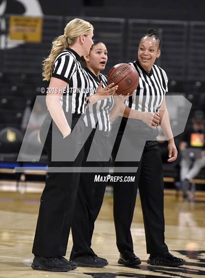 Thumbnail 3 in Ribet Academy vs Serra (CIF Southern Regional D1 Final) photogallery.