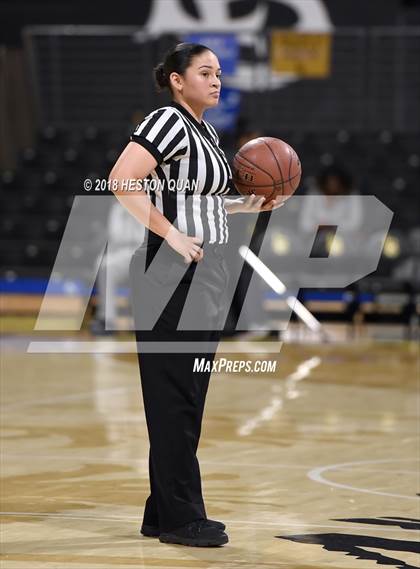 Thumbnail 2 in Ribet Academy vs Serra (CIF Southern Regional D1 Final) photogallery.