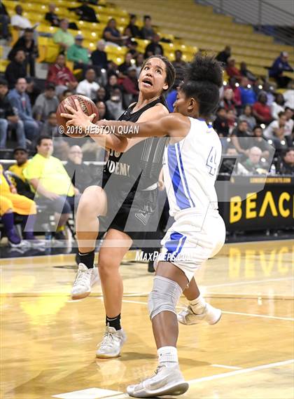 Thumbnail 3 in Ribet Academy vs Serra (CIF Southern Regional D1 Final) photogallery.