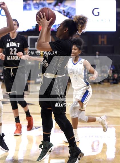 Thumbnail 3 in Ribet Academy vs Serra (CIF Southern Regional D1 Final) photogallery.