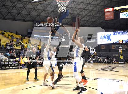 Thumbnail 2 in Ribet Academy vs Serra (CIF Southern Regional D1 Final) photogallery.