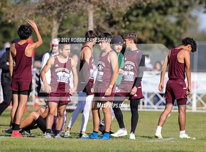 Thumbnail 2 in UIL Cross Country 3A Finals (5K) photogallery.