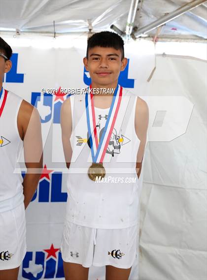 Thumbnail 2 in UIL Cross Country 3A Finals (5K) photogallery.