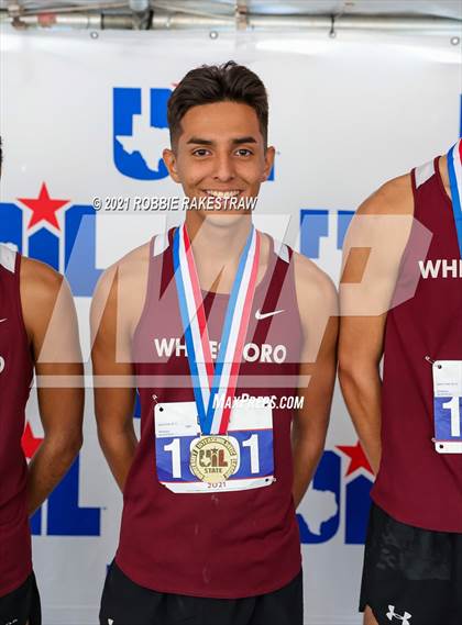 Thumbnail 2 in UIL Cross Country 3A Finals (5K) photogallery.