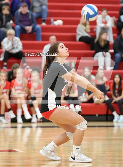 Thumbnail 3 in Utica Eisenhower @ Romeo photogallery.