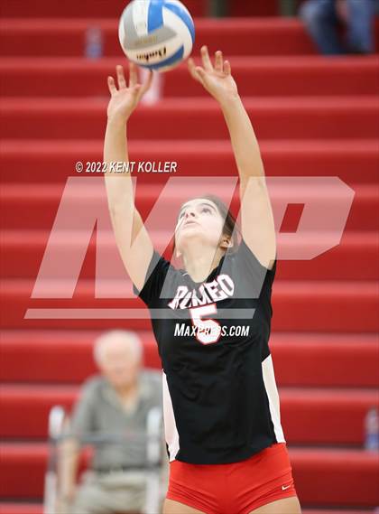 Thumbnail 3 in Utica Eisenhower @ Romeo photogallery.