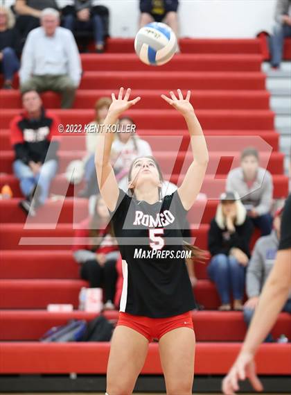 Thumbnail 2 in Utica Eisenhower @ Romeo photogallery.