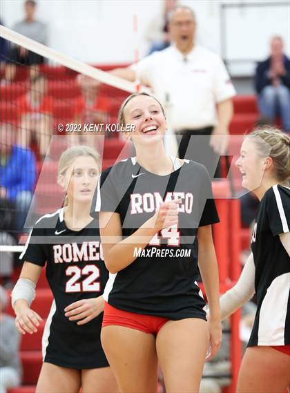 Thumbnail 3 in Utica Eisenhower @ Romeo photogallery.
