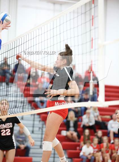 Thumbnail 2 in Utica Eisenhower @ Romeo photogallery.