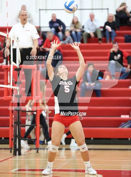 Thumbnail 2 in Utica Eisenhower @ Romeo photogallery.