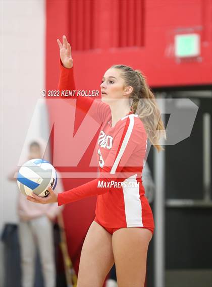 Thumbnail 1 in Utica Eisenhower @ Romeo photogallery.