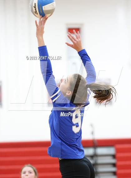 Thumbnail 1 in Utica Eisenhower @ Romeo photogallery.