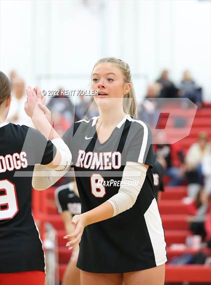 Thumbnail 3 in Utica Eisenhower @ Romeo photogallery.
