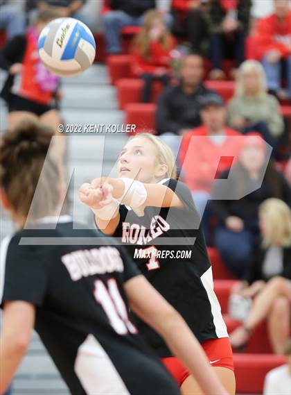 Thumbnail 2 in Utica Eisenhower @ Romeo photogallery.