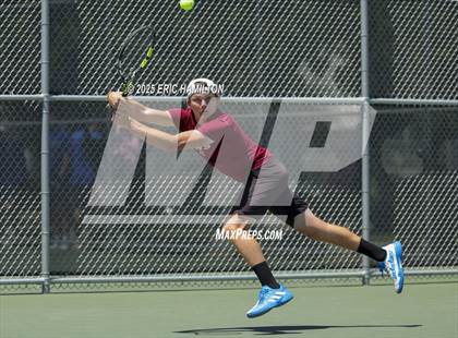 Thumbnail 2 in Woodrow Wilson vs Windward (CIFSS D2 Semi-Final) photogallery.