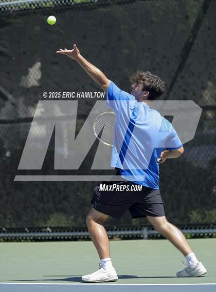 Thumbnail 2 in Woodrow Wilson vs Windward (CIFSS D2 Semi-Final) photogallery.