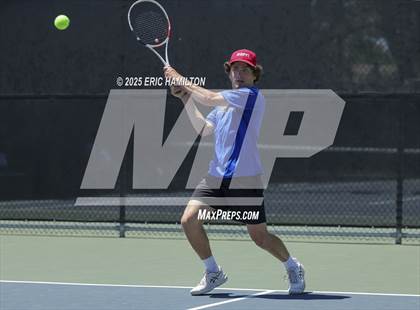 Thumbnail 2 in Woodrow Wilson vs Windward (CIFSS D2 Semi-Final) photogallery.