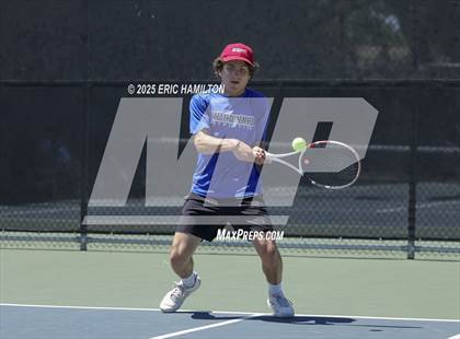 Thumbnail 1 in Woodrow Wilson vs Windward (CIFSS D2 Semi-Final) photogallery.