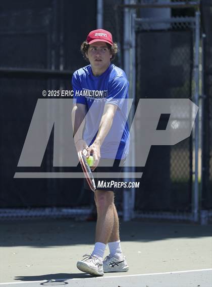 Thumbnail 2 in Woodrow Wilson vs Windward (CIFSS D2 Semi-Final) photogallery.