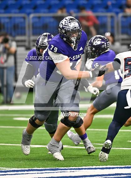 Thumbnail 1 in Corpus Christi Veterans Memorial vs College Station (UIL 5A Regional Semifinal) photogallery.