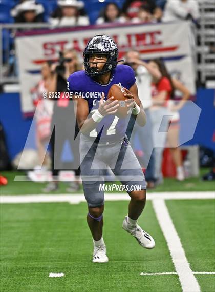 Thumbnail 2 in Corpus Christi Veterans Memorial vs College Station (UIL 5A Regional Semifinal) photogallery.