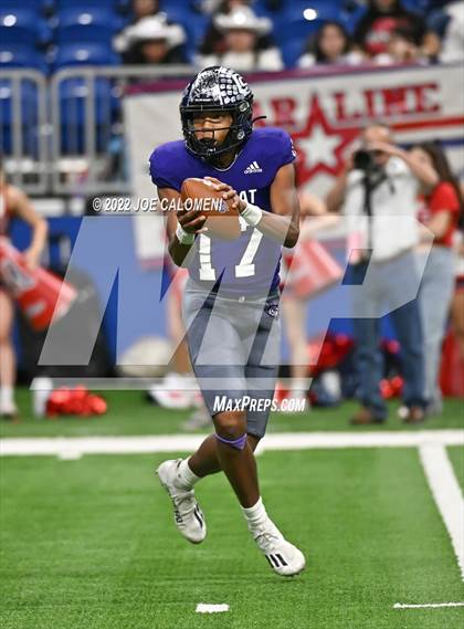 Thumbnail 3 in Corpus Christi Veterans Memorial vs College Station (UIL 5A Regional Semifinal) photogallery.